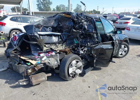 2008 Nissan Altima 2.5 S z USA, uszkodzony, nr VIN 1N4AL21EX8N466962